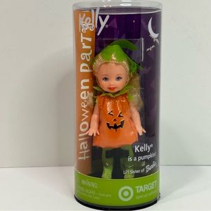 🆕 2002 Barbie Halloween Pumpkin Kelly Doll